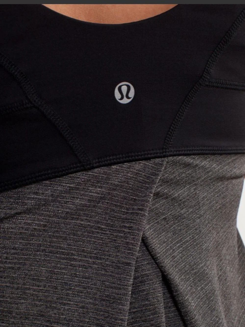 EUC Lululemon Run: Tame Me Tank Black Gray First Release- Size 4